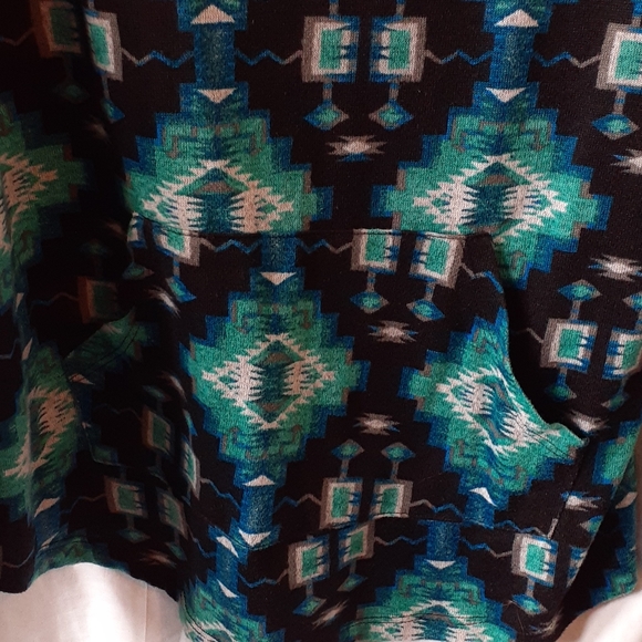 Women's Indian designed swishy pocketed longsleeve - Picture 2 of 4